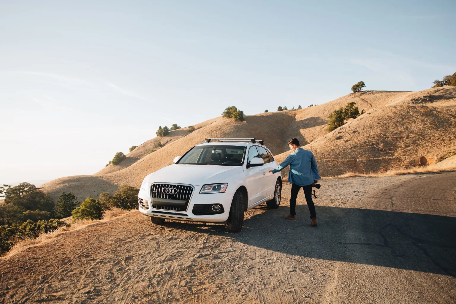 Experience Vietnam Freely with Car Rental Vietnam Ho Chi Minh